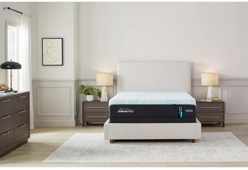 TEMPUR-Pro Adapt 2.0 Medium Hybrid Queen Mattress