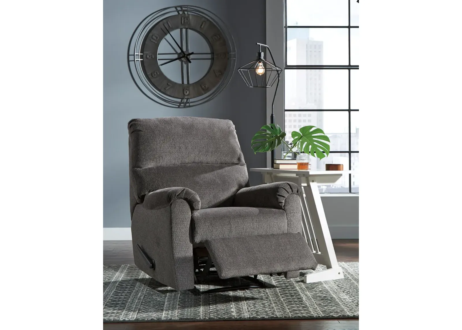 Nirvana Zero Wall Recliner in Gray