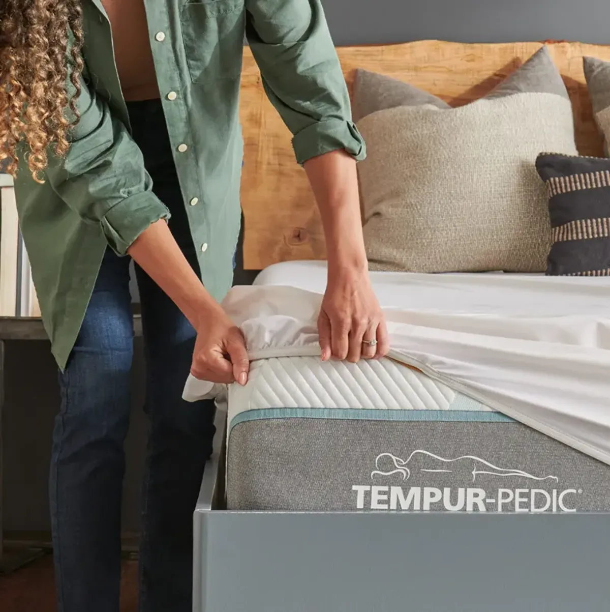 Tempur-Protect Breeze Queen Mattress Protector