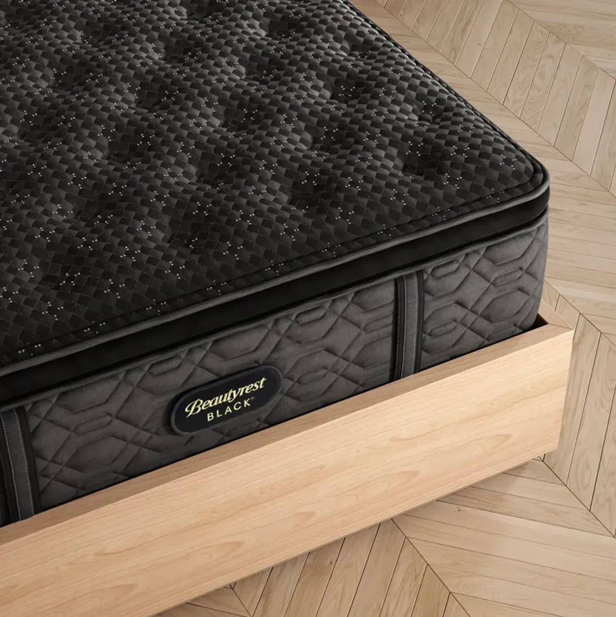 Beautyrest Black Series 3 Plush Pillowtop Queen Mattress