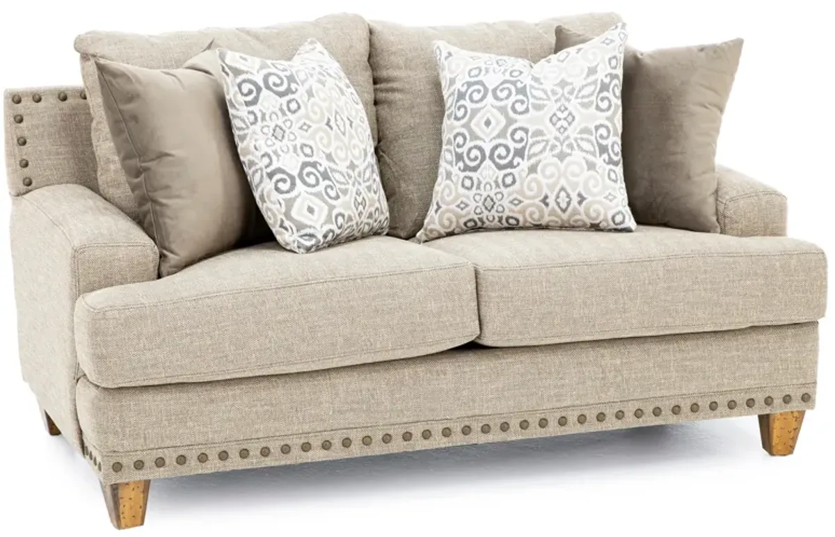 Leann Loveseat