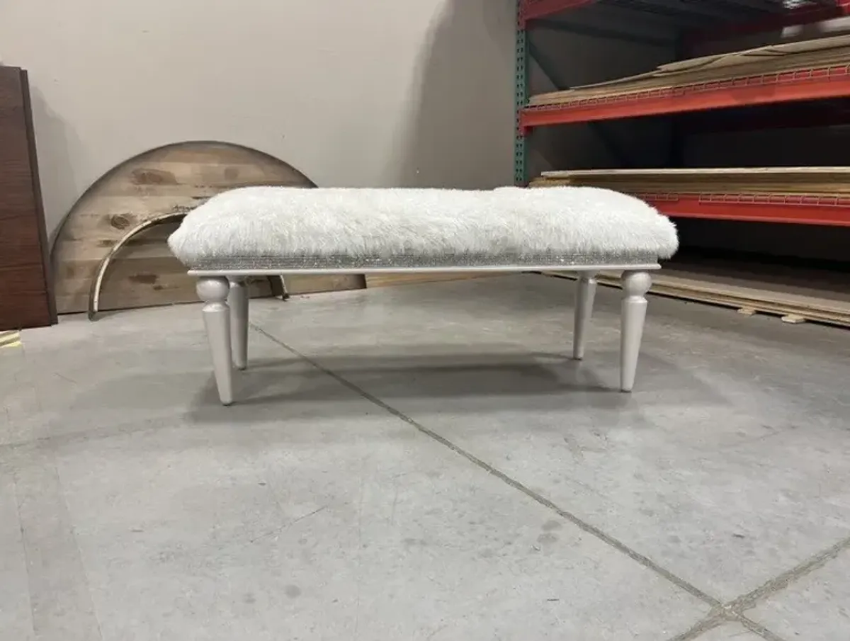 Factory Sample Michael Amini Glimmering Heights Bed Bench