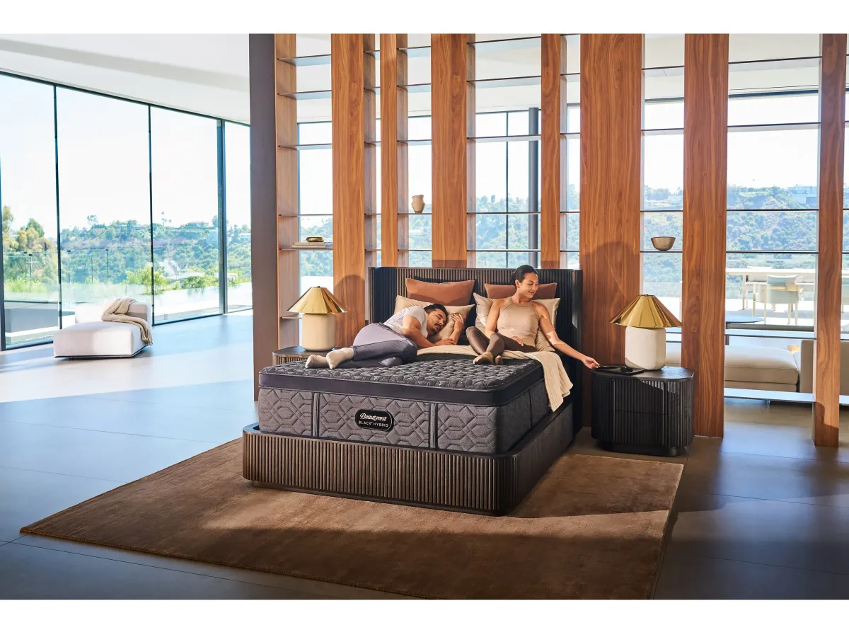 Beautyrest Black Series 4 Apex Top Hybrid Plush King Mattress