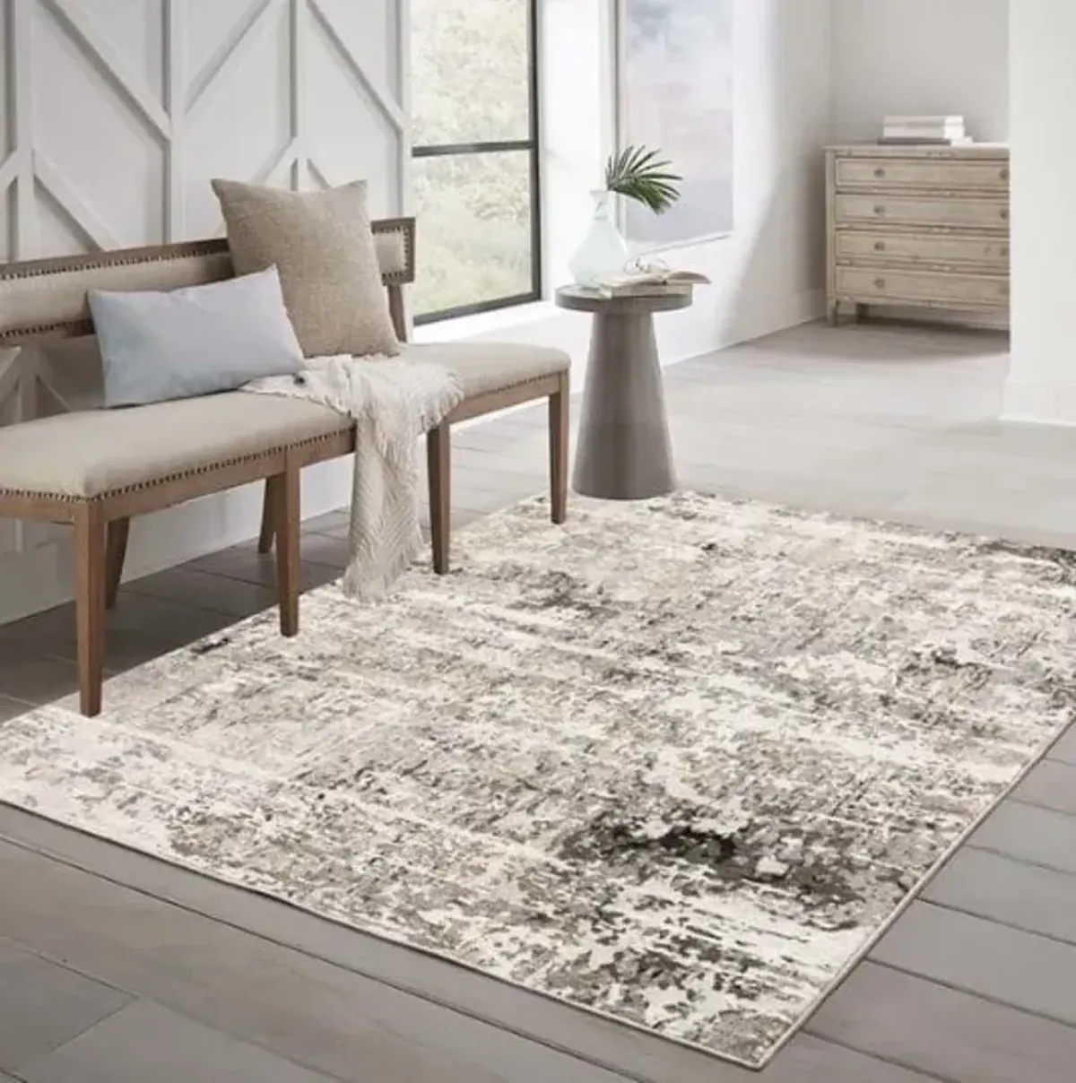 Nebulous Ivory/Charcoal Abstract Area Rug 5'3"W x 7'6"L