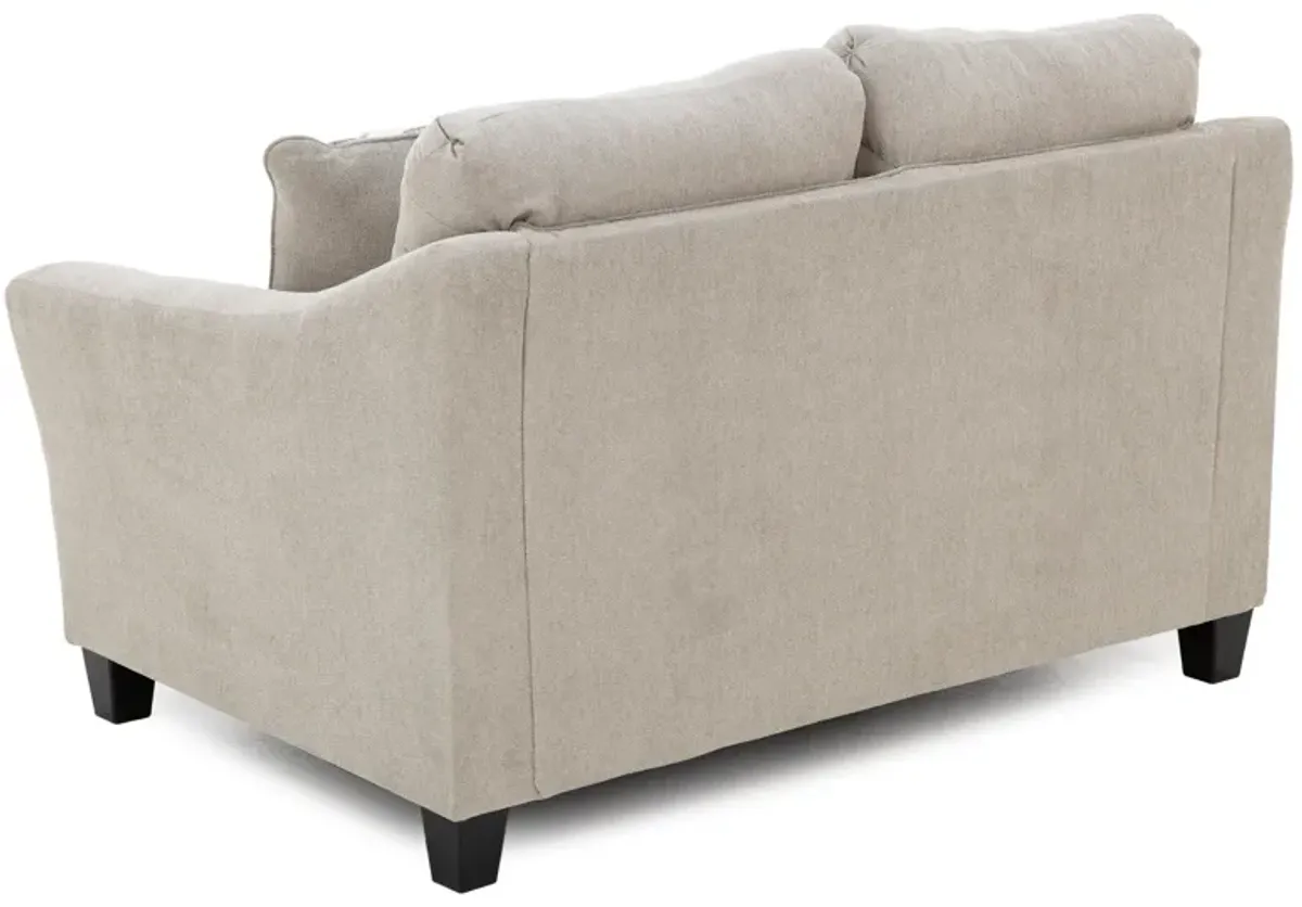 Willa Loveseat