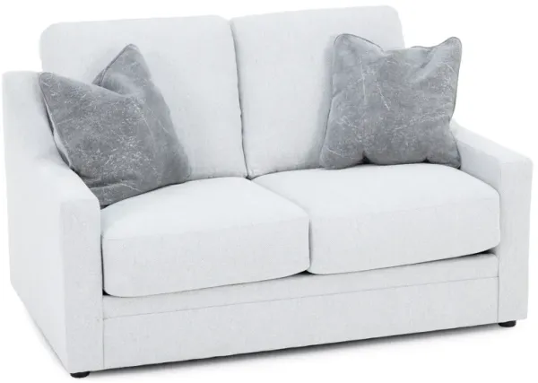 Madelyn Loveseat