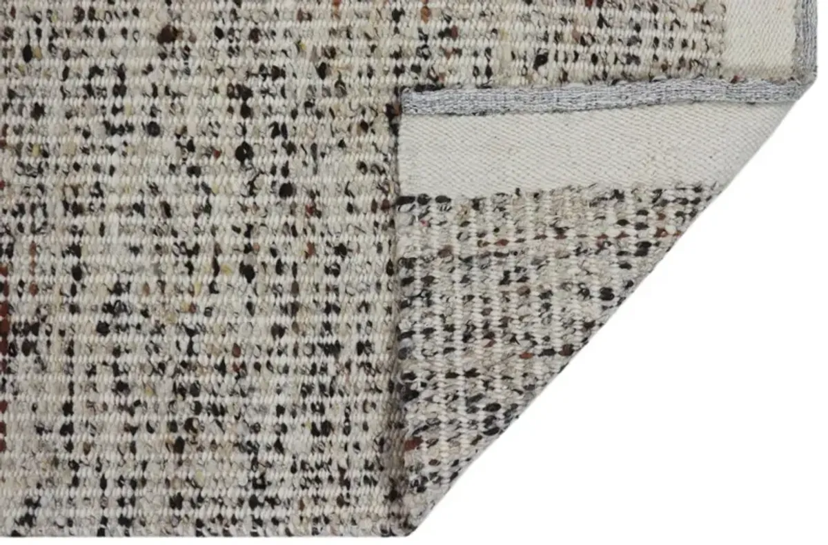 Darcy Ivory/Espresso Area Rug 5'6"W x 8'6"L