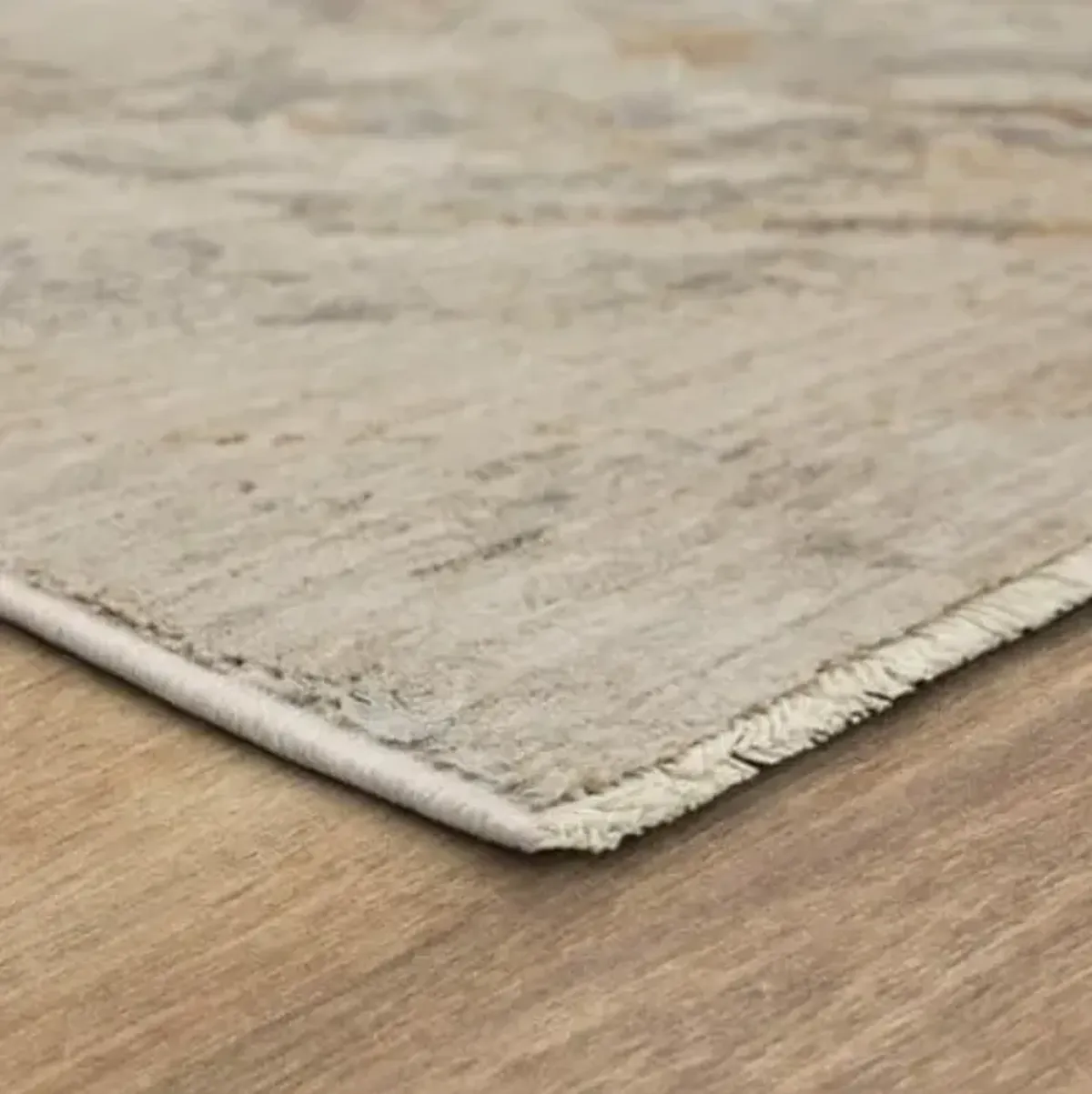 Echo Tesoro Cream Area Rug 7'10"W x 10'3"L