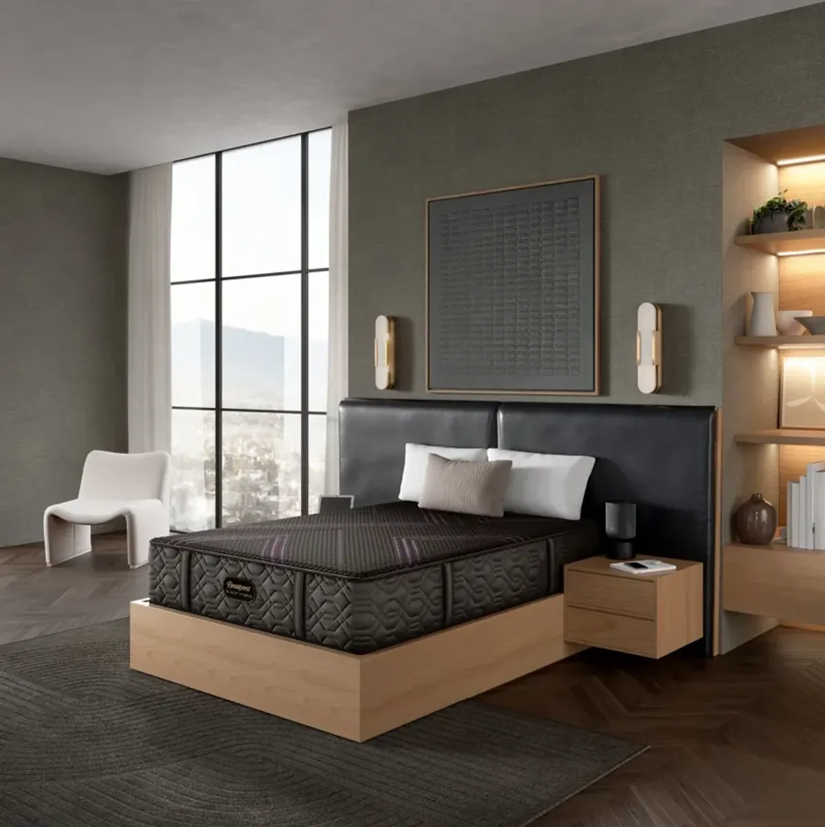 Beautyrest Black Series 2 Hybrid Plush Queen Mattress