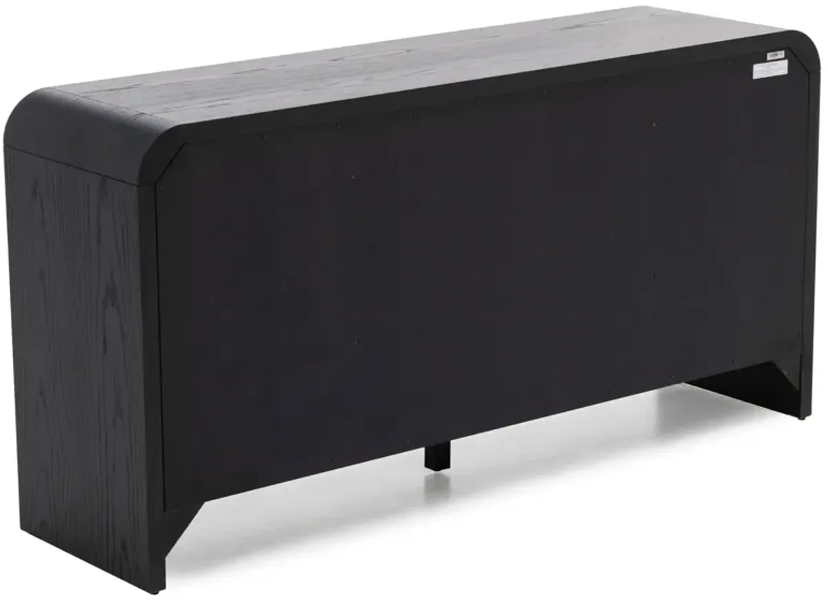 Milan Dresser