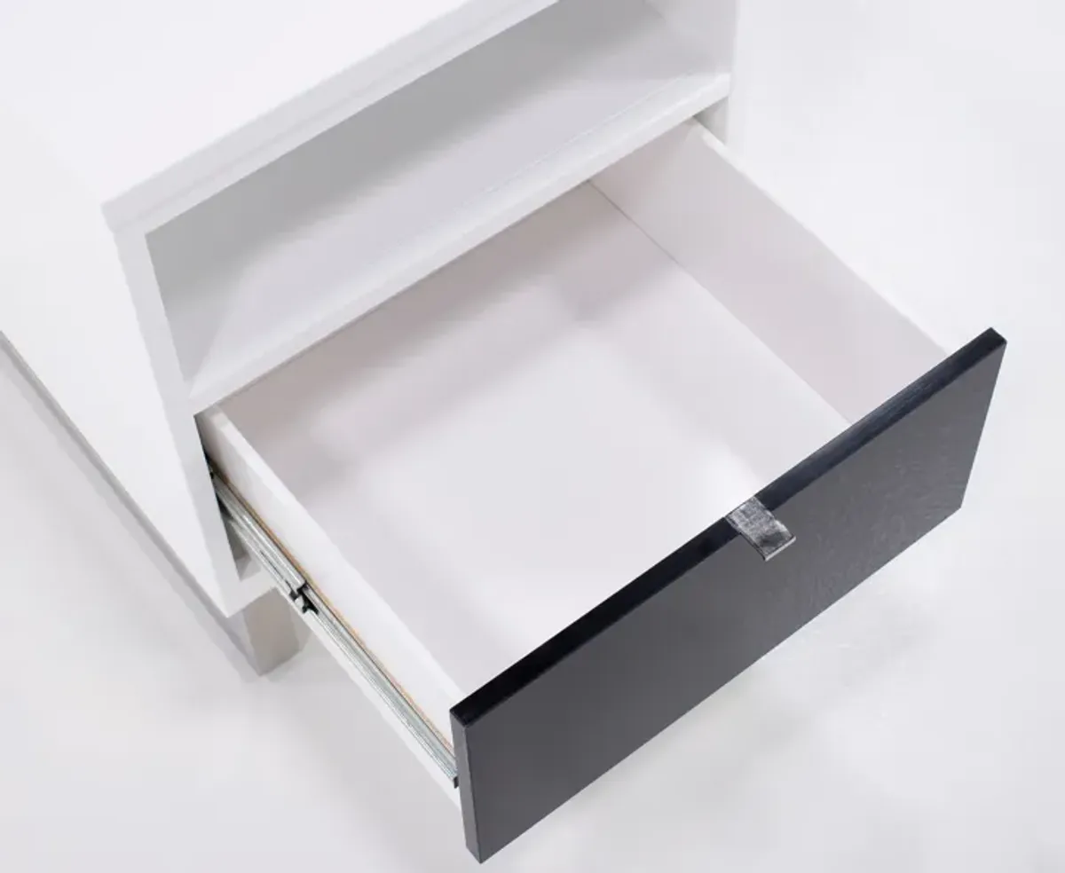 Contra Chairside Table