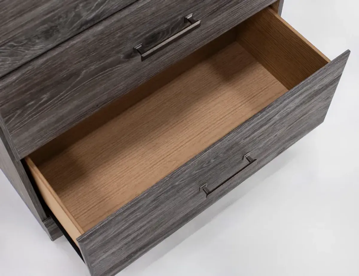 Essentials Chest Grey