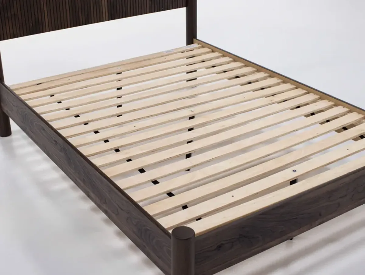 Tessa Queen Panel Platform Bed