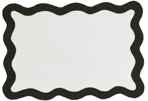 Scalloped Edge Black and White Cotton Placemat - Set of 4