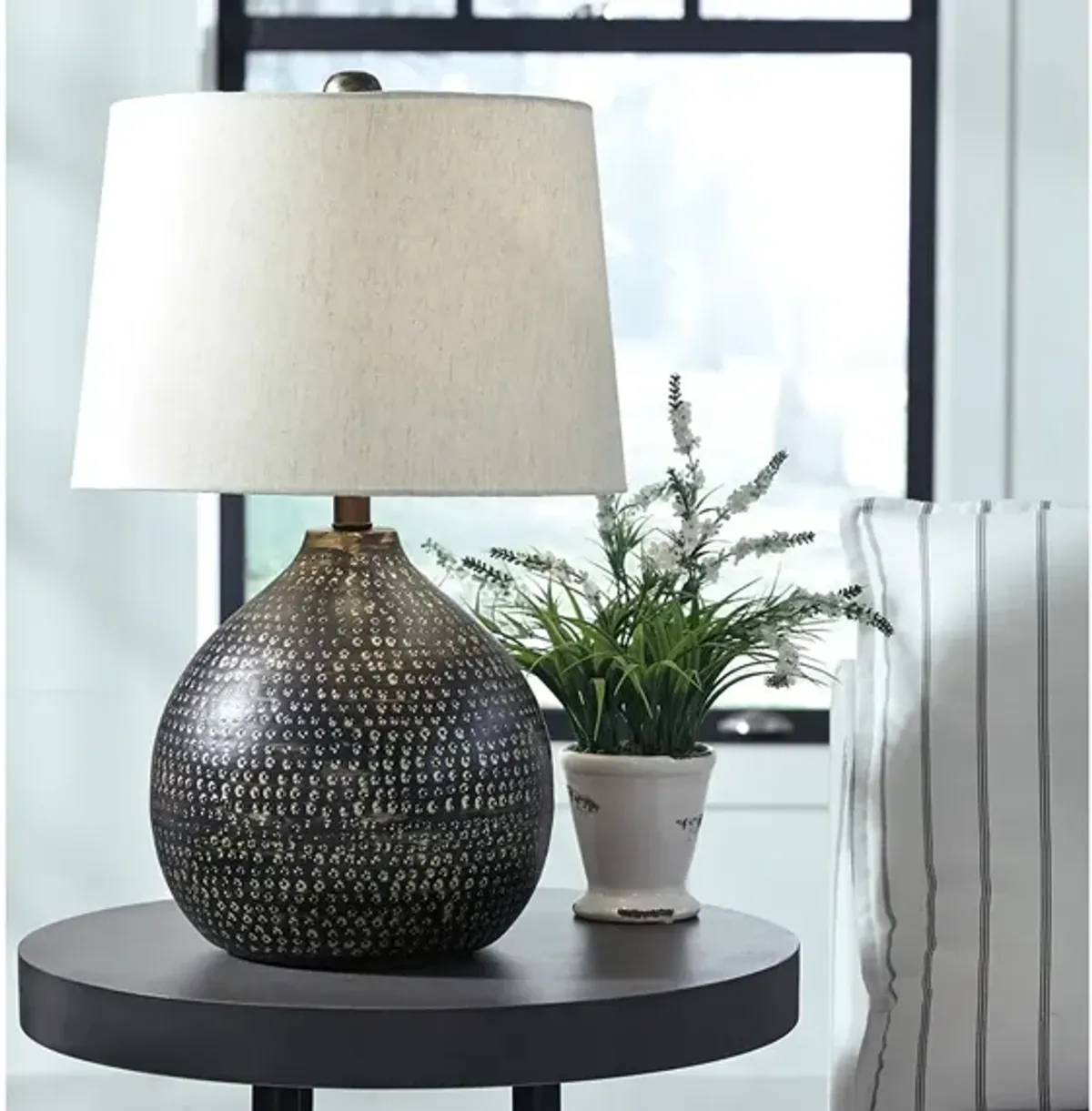 Terris Table Lamp