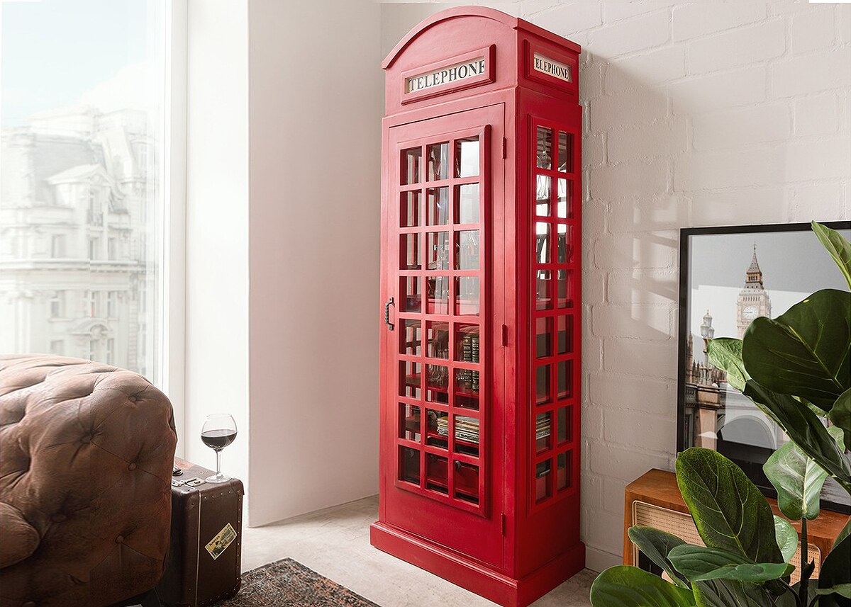 Red Phone Booth Bar