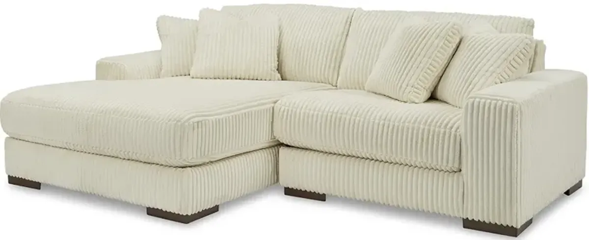 Dolly White 2 Pc. Sectional W/ Chaise (Reverse)