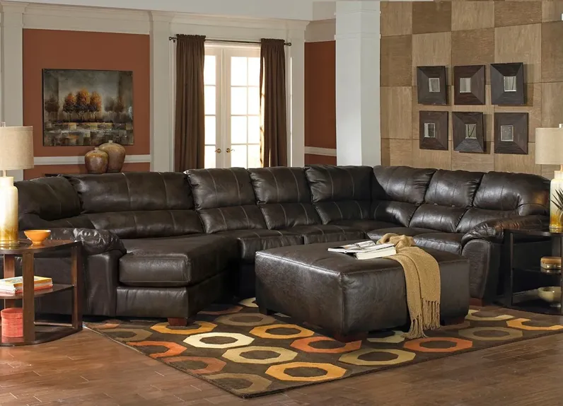 Liam Godiva 3 Pc. Sectional W/ Armless Loveseat & Cuddler Chaise (Reverse)