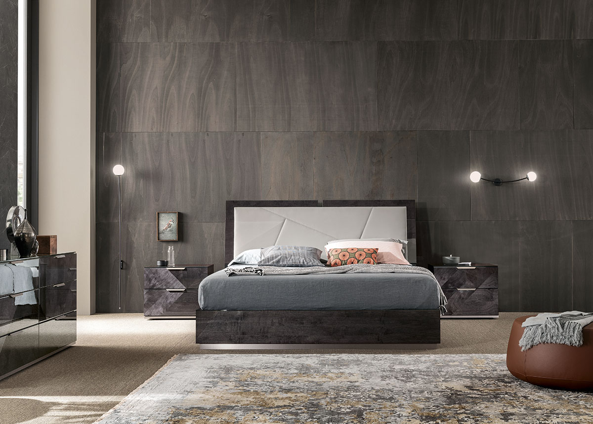 Napoli 5 Pc. Queen Bedroom