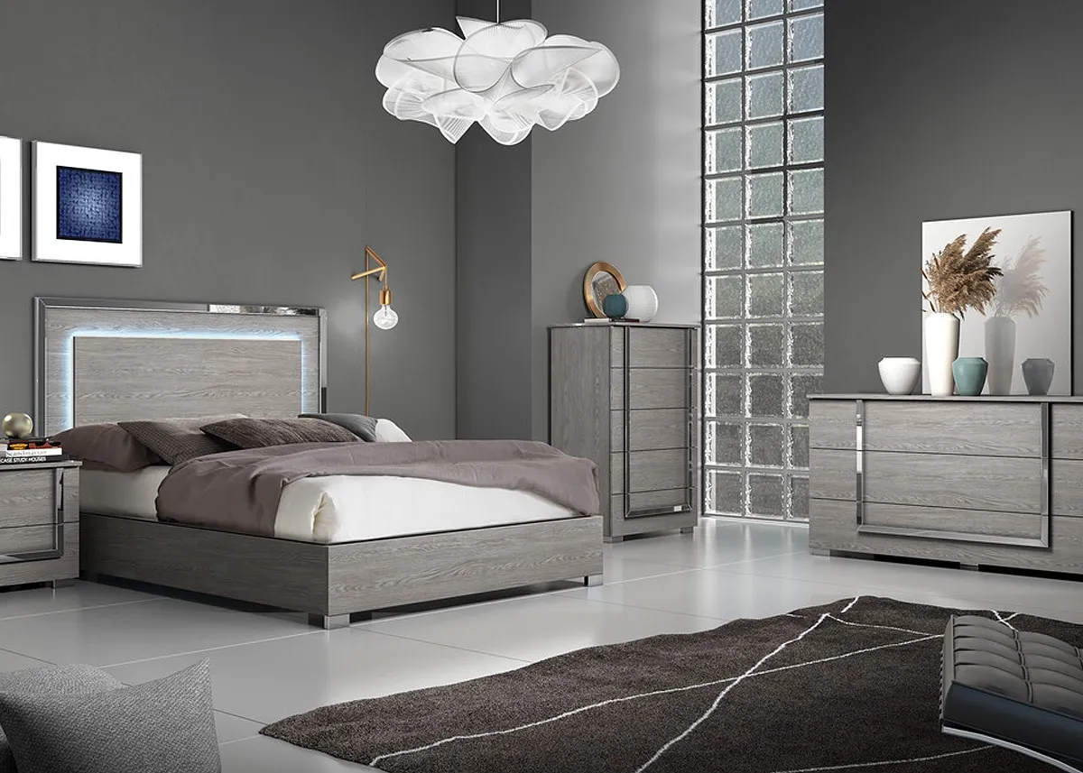 Francesca Gray 8 Pc. King Bedroom