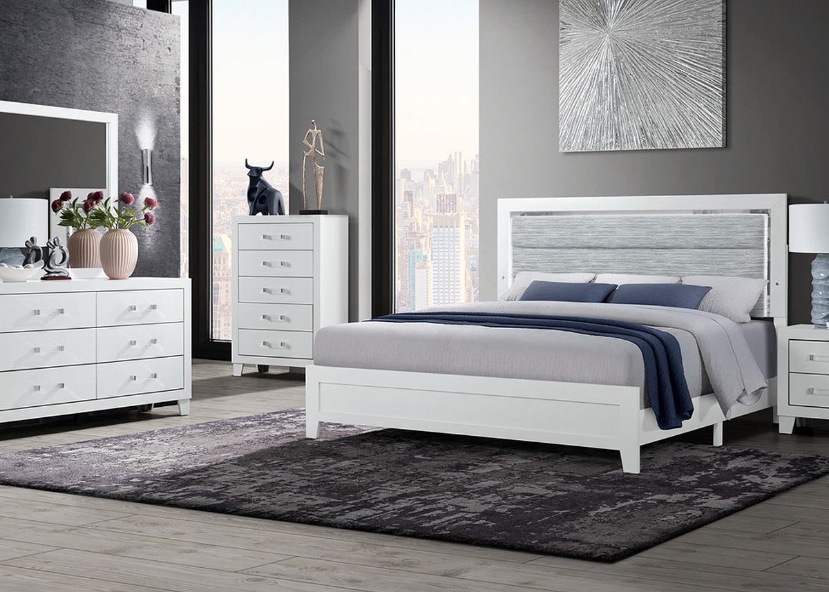 Lynette 5 Pc. King Bedroom