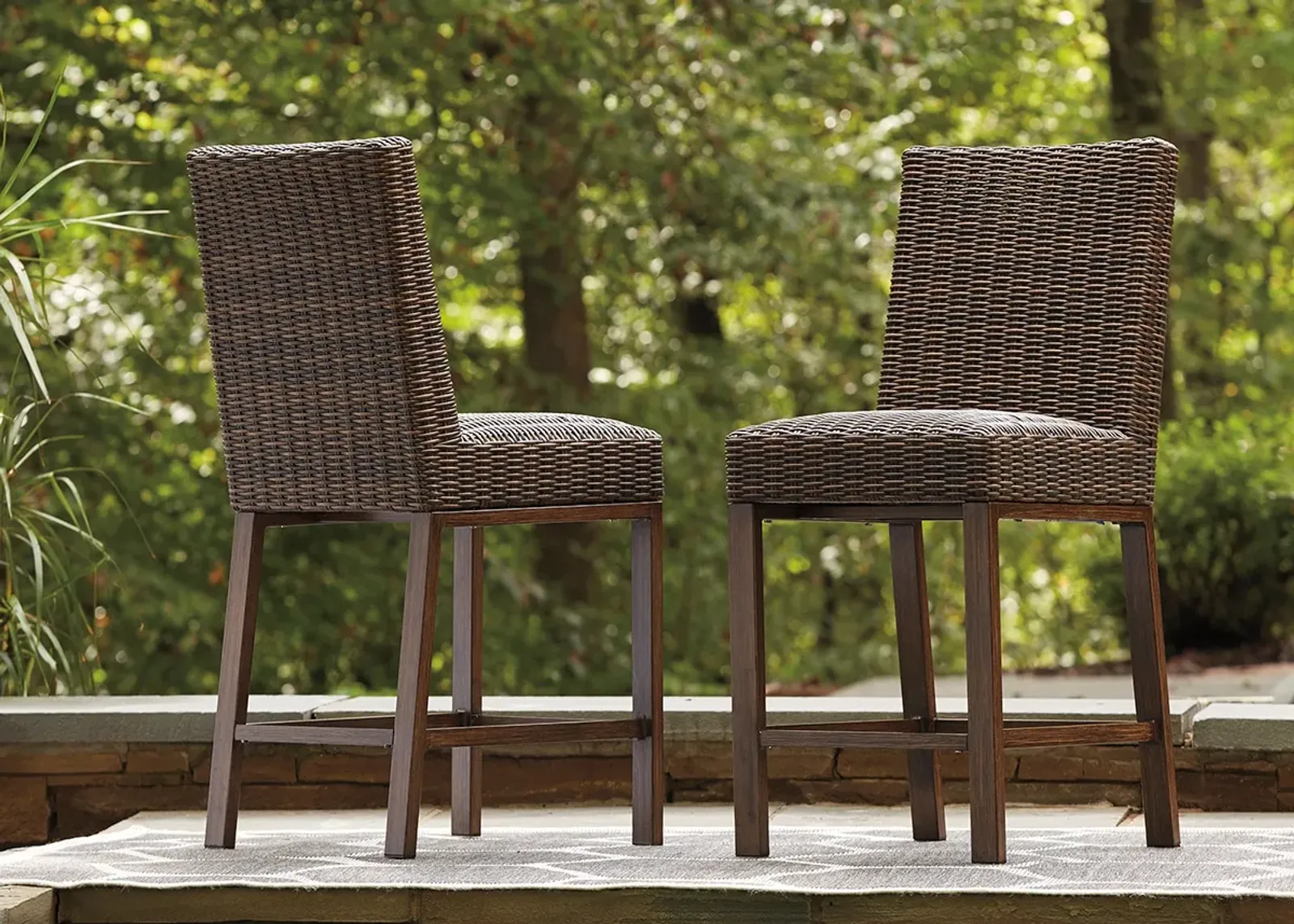 Set of 2 Roosevelt Outdoor Barstools