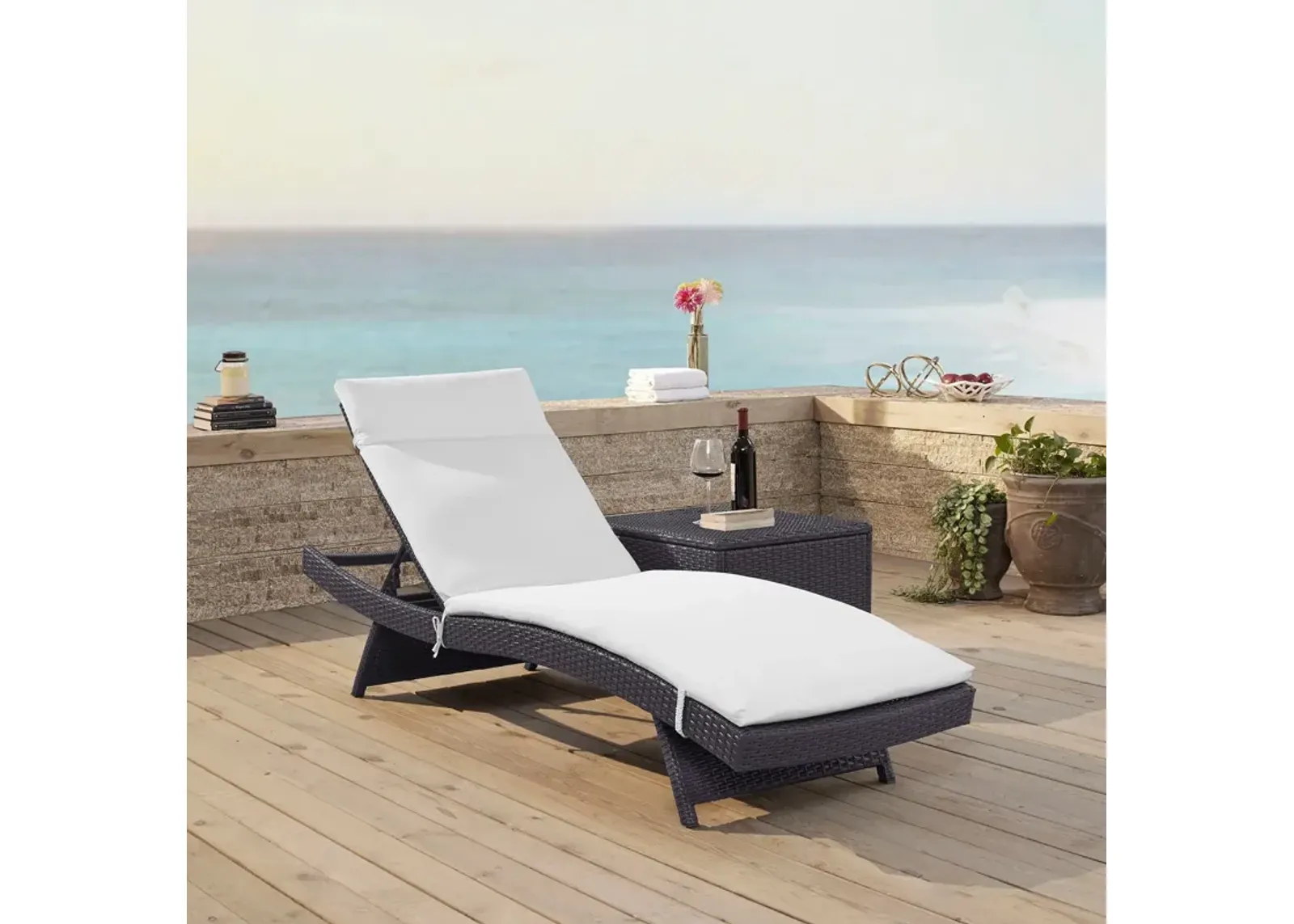 Isla Outdoor Chaise Lounge - White