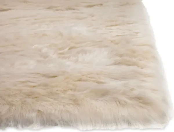 Faux Mink Fur 5' x 8' Area Rug - Ivory