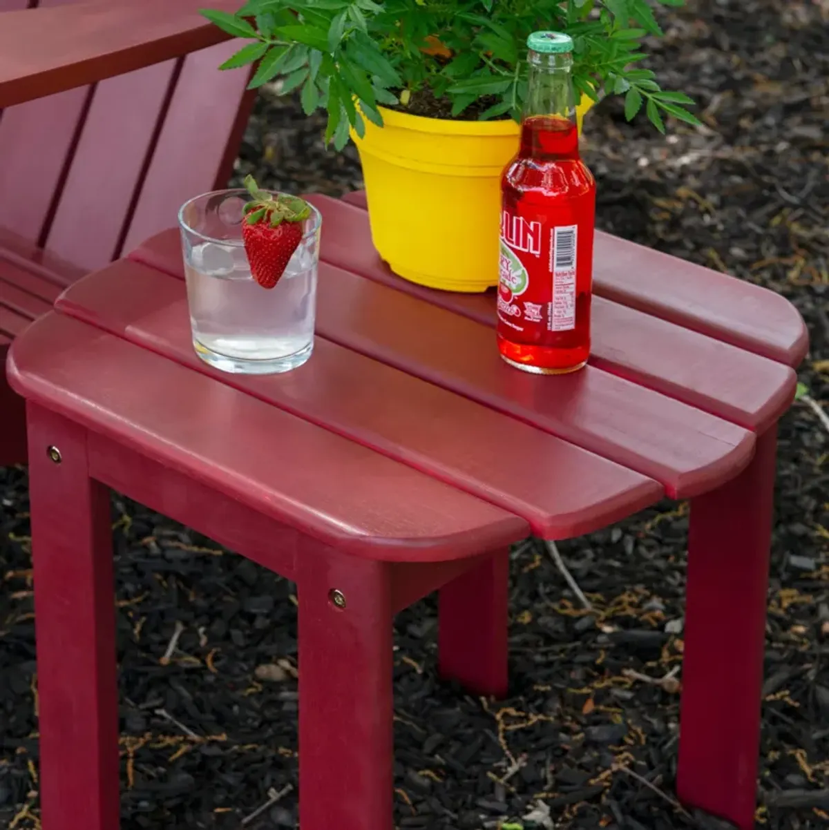 Hampton Beach Outdoor End Table - Red