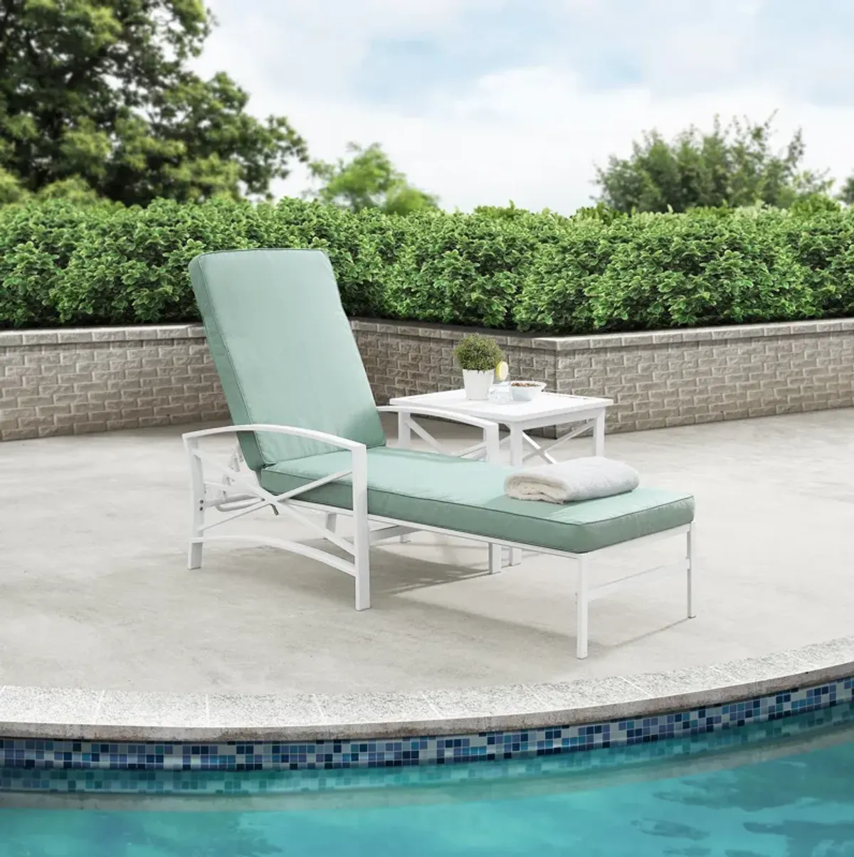 Clarion Outdoor Chaise Lounge - Mist/White