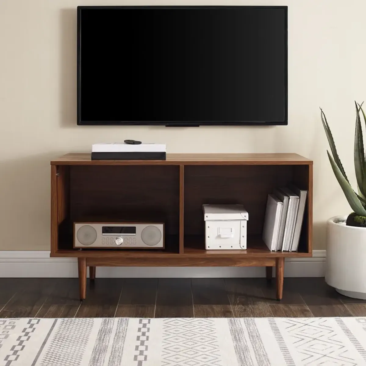 Dennis 40" Media Stand - Walnut