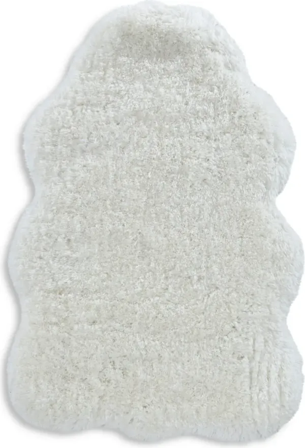 Faux Lamb 4' x 6' Ivory Area Rug