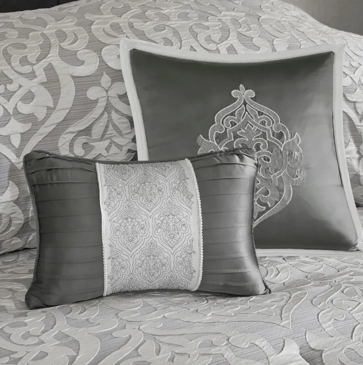 Barker Queen Comforter Set - Silver