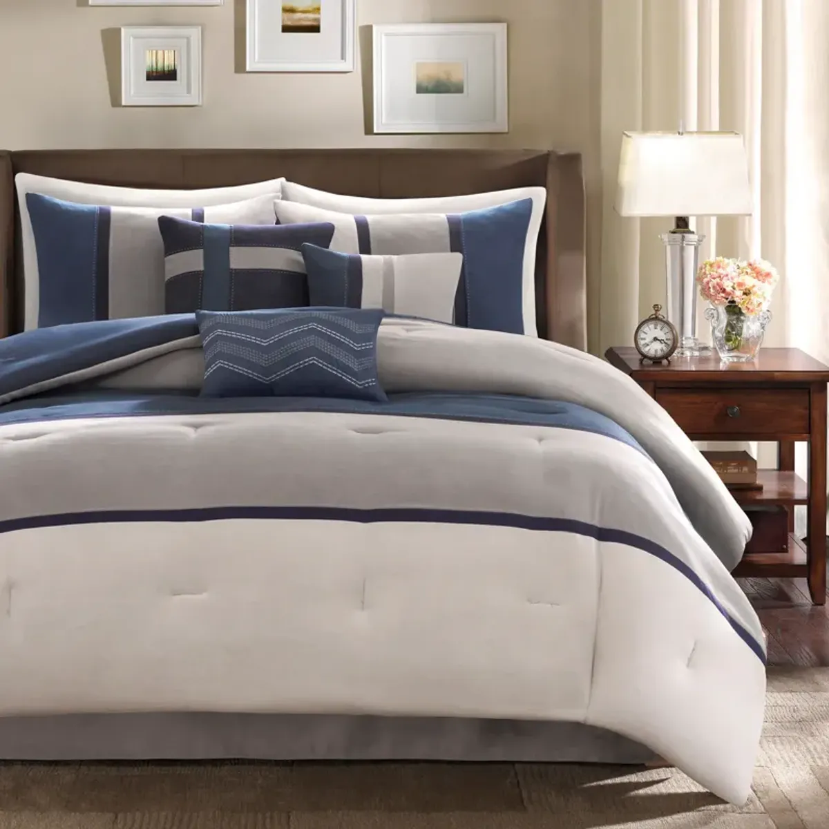 Jeffries Queen Comforter Set