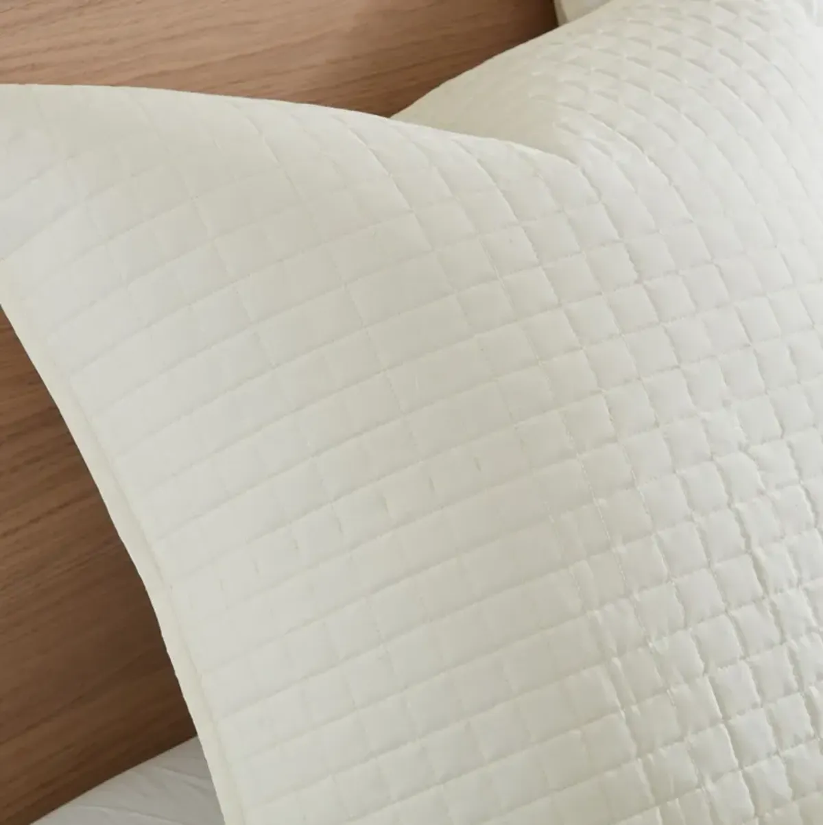 Posey Twin/TXL Comforter Set-Ivory