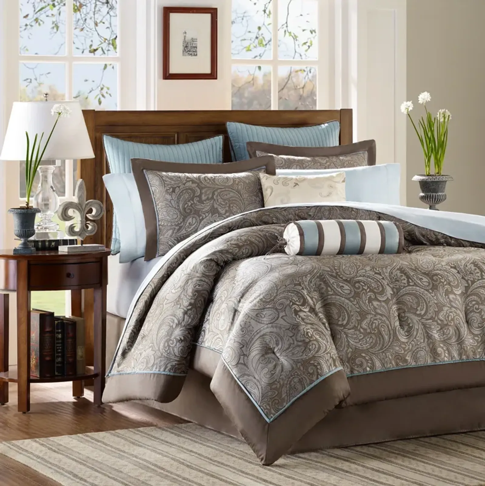 Louisiana Queen Complete Bed Set - Taupe