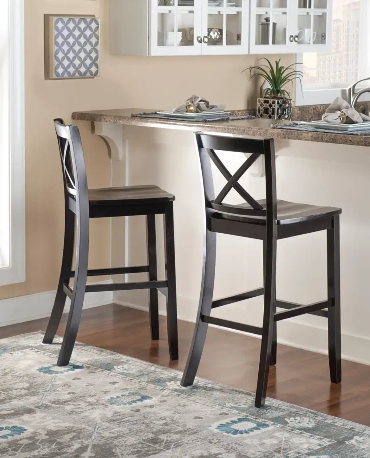 Puck Bar Stool