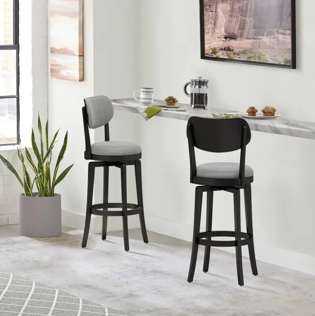 Bari Swivel Bar Stool - Black