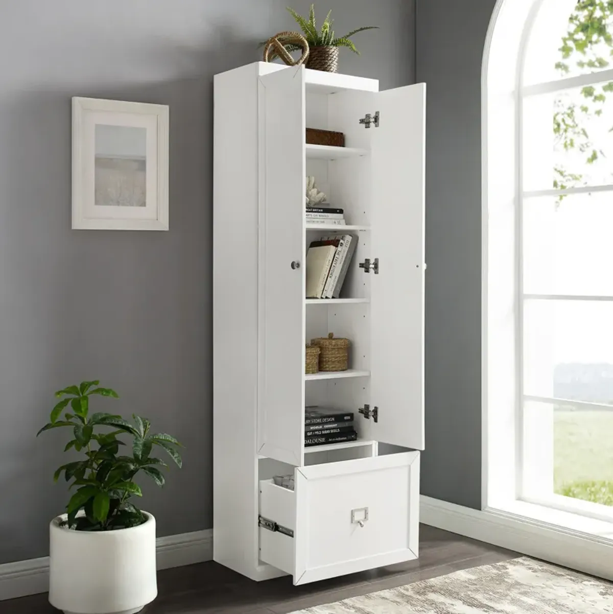 Caddie Convertible Pantry/Closet