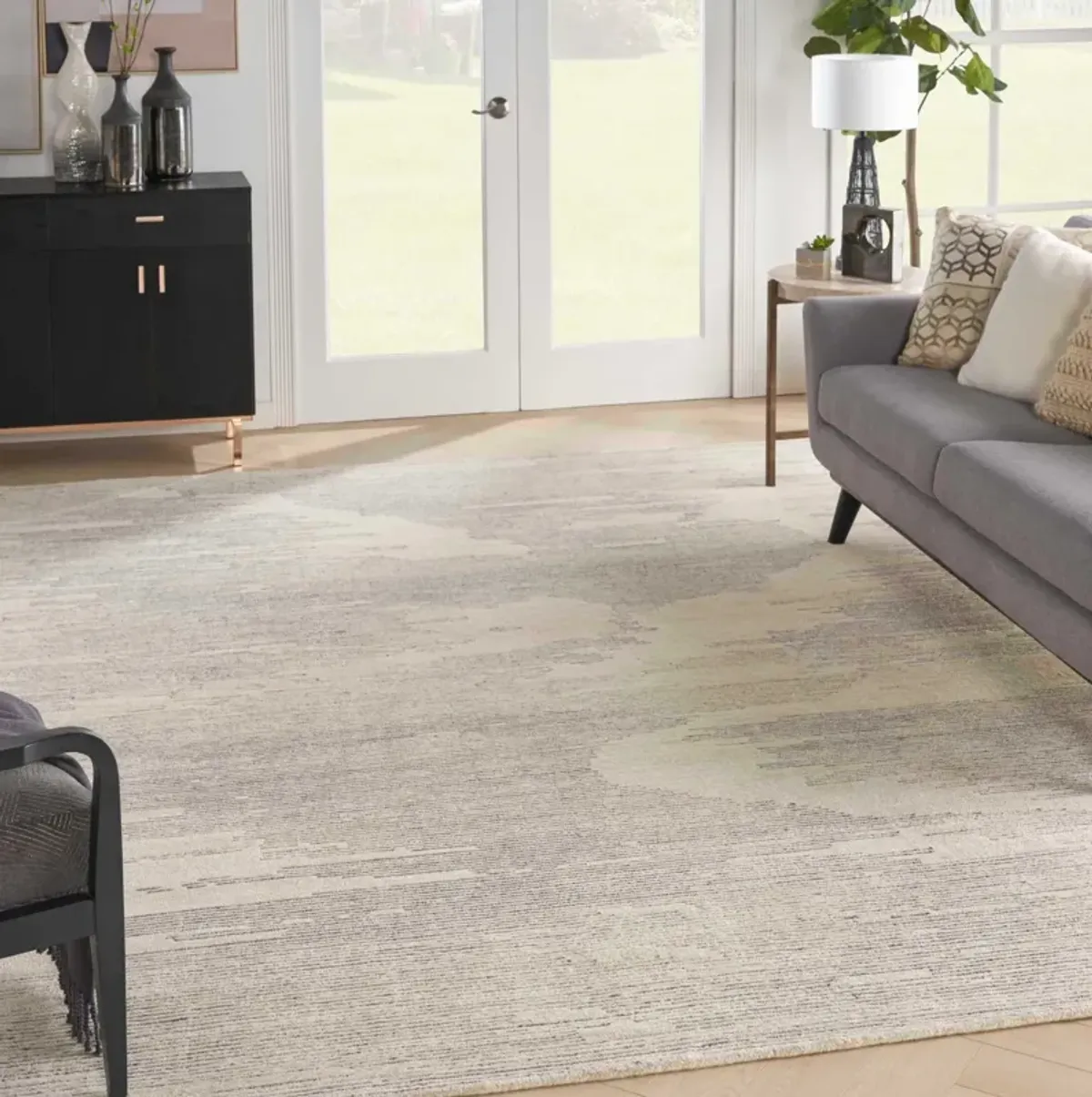 Valley 4' X 6' Area Rug by Michael Amini - Ivory/Gray