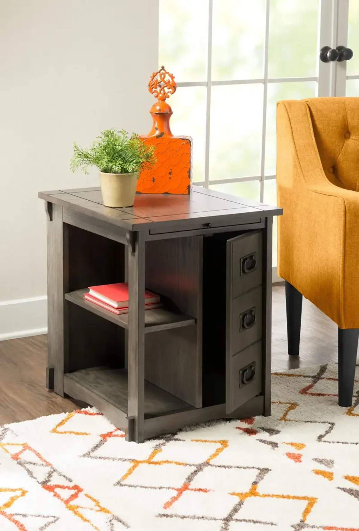 Luke Chairside Table - Gray