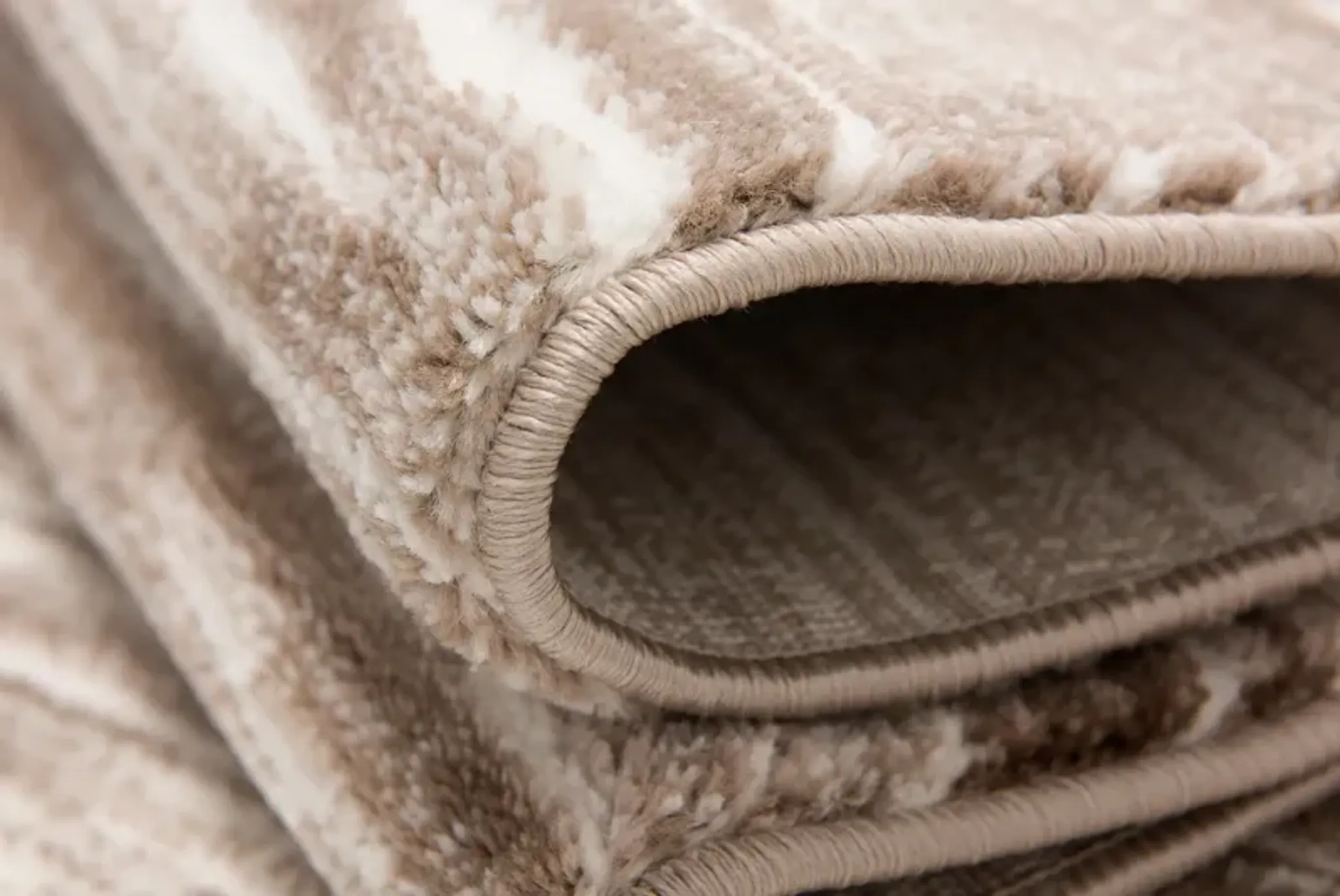 Astrantia 7x10 Rug Brownwhite Value City Furniture | Furniture.com