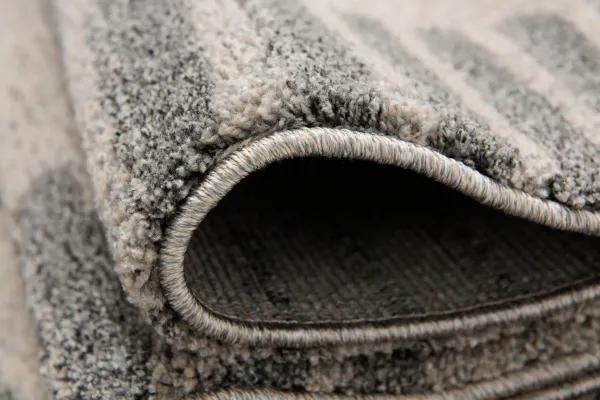 Kalmia 7' x 11' Rug - Gray/White