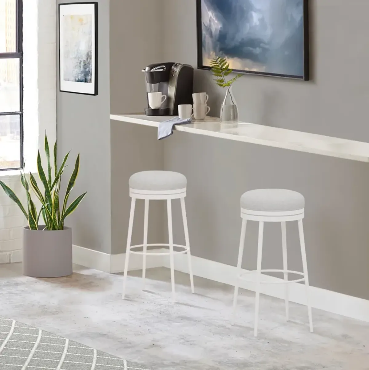 Linus Swivel Bar Stool