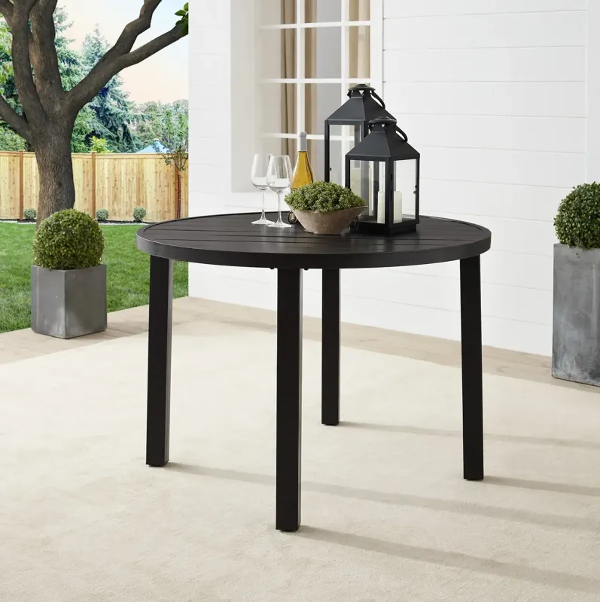 Biscayne Outdoor Round Dining Table