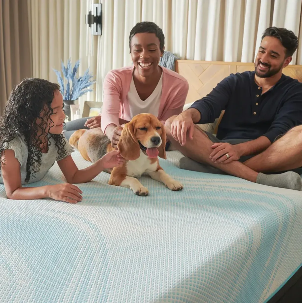 Tempur-Pedic® TEMPUR-LuxeBreeze® 2.0 Medium Hybrid Split California King Mattress