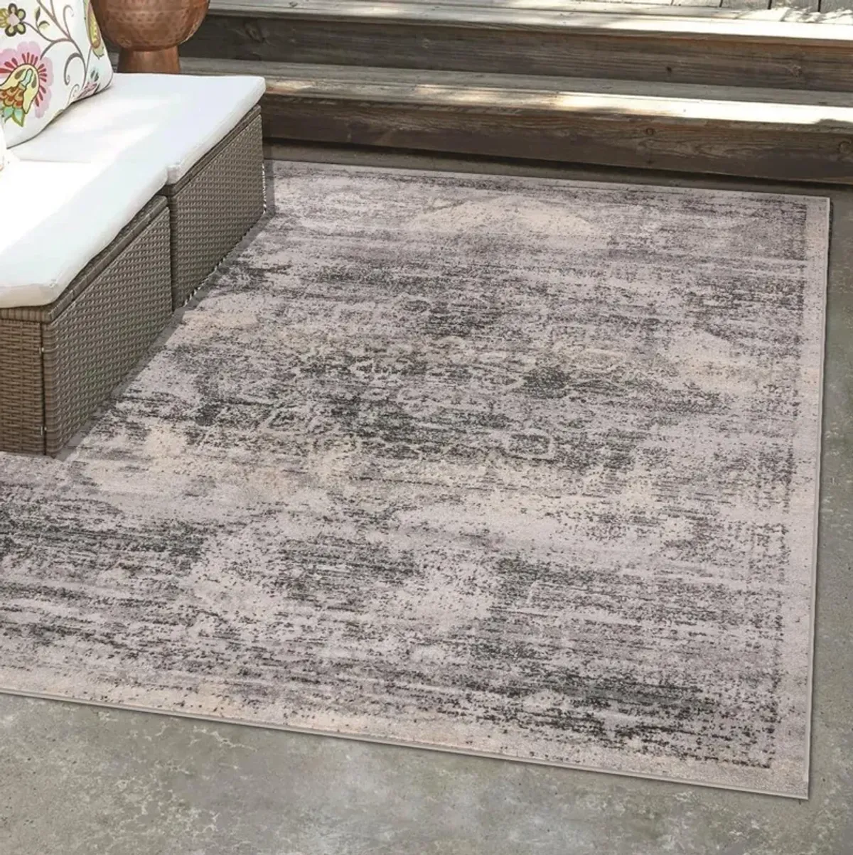 Pennyroyal 5' x 7' Area Rug - Gray/Cream