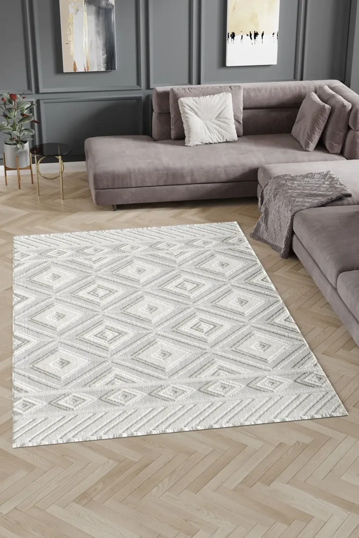 Cremini 5' x 7' Area Rug - White