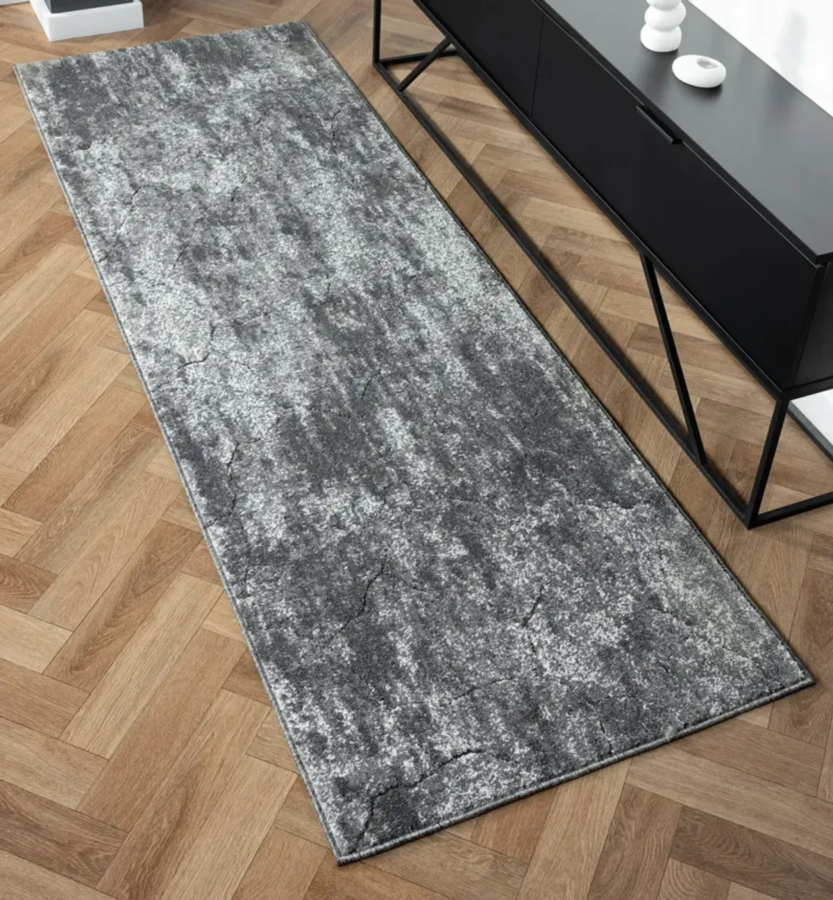 Saterlee 2' x 8' Runner - Gray