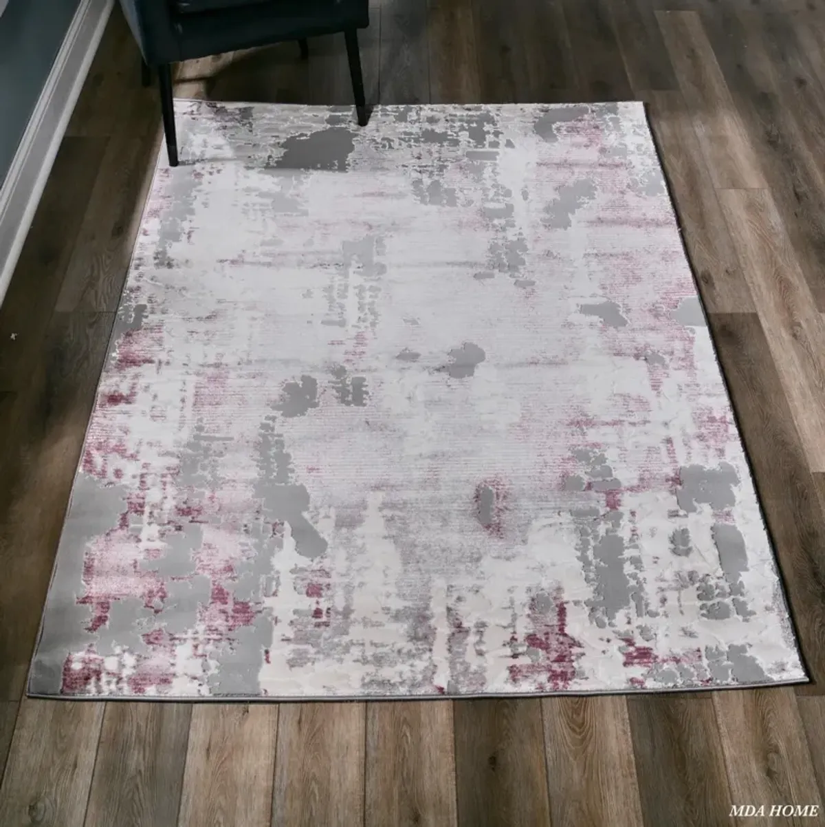 Ezra 4' x 6' Area Rug - Gray/Pink